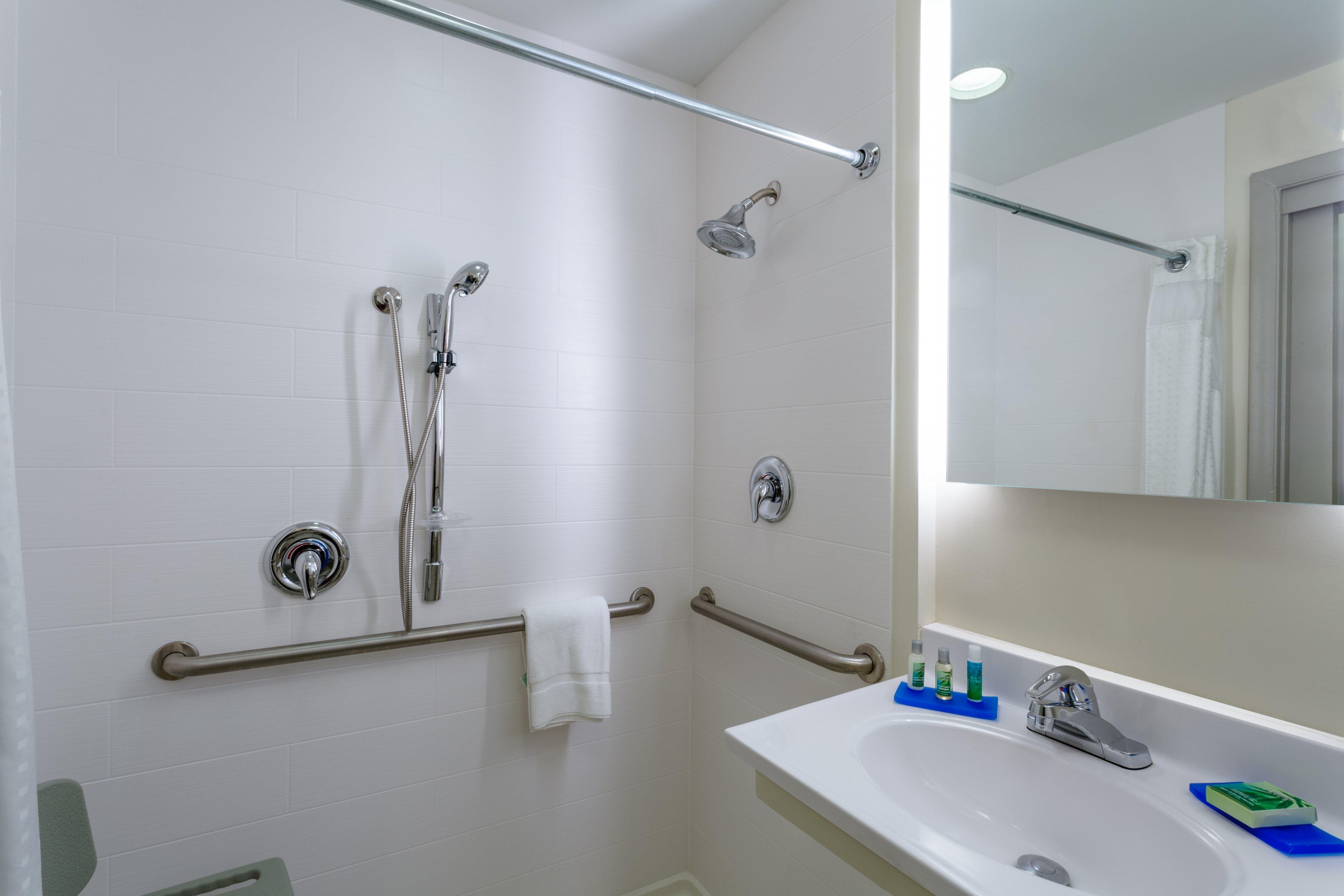 Holiday Inn Express Hotel & Suites Philadelphia - King Of Prussia By Ihg Exterior photo