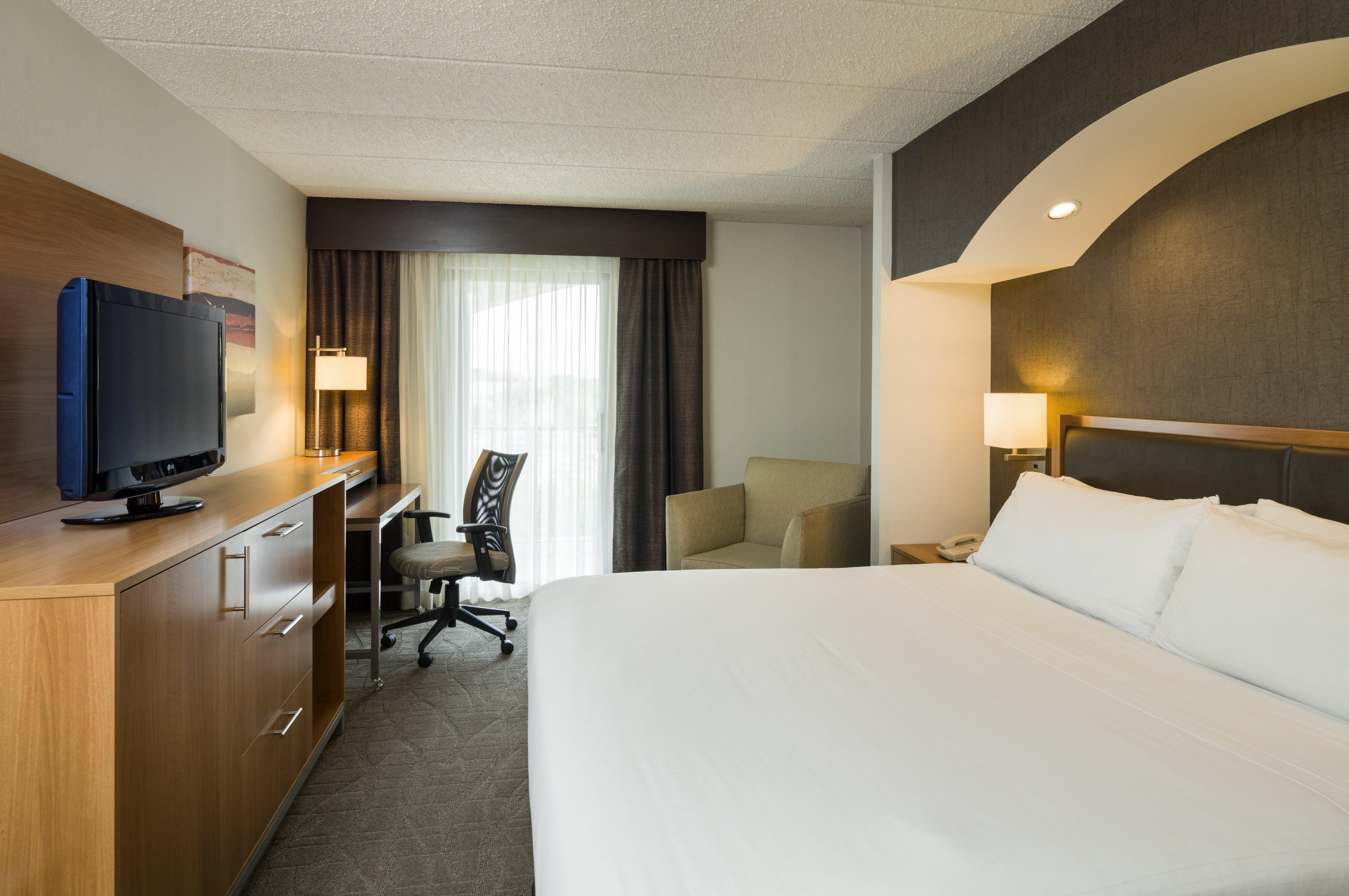 Holiday Inn Express Hotel & Suites Philadelphia - King Of Prussia By Ihg Exterior photo