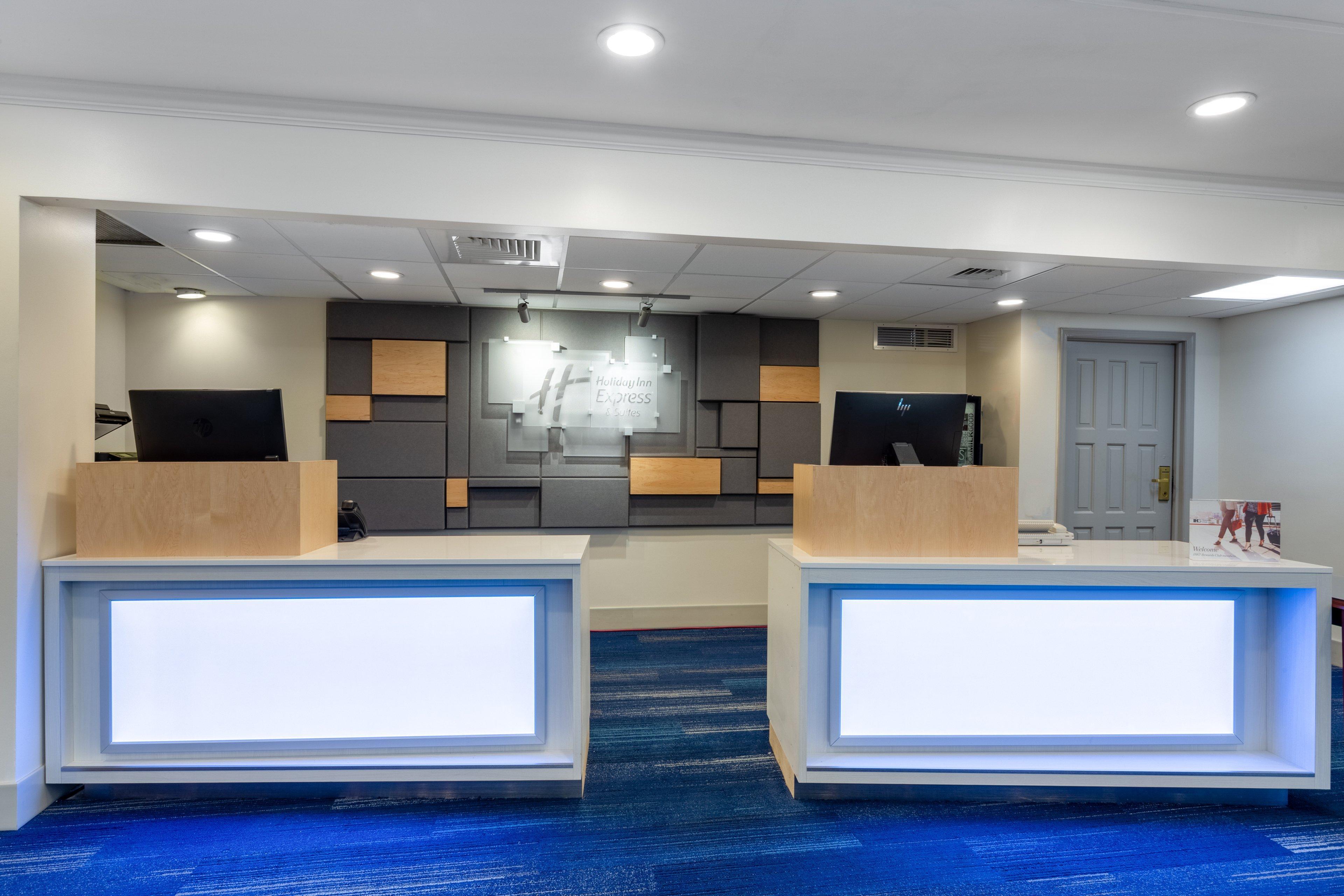 Holiday Inn Express Hotel & Suites Philadelphia - King Of Prussia By Ihg Exterior photo