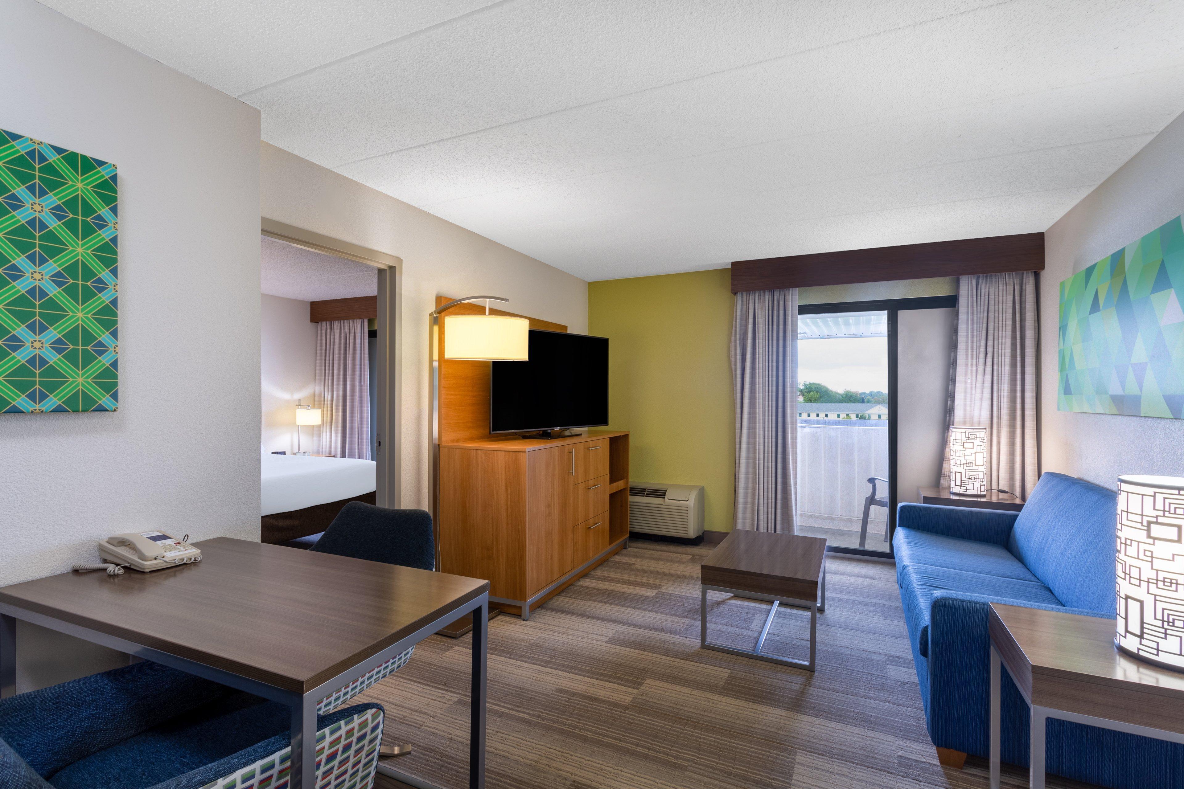 Holiday Inn Express Hotel & Suites Philadelphia - King Of Prussia By Ihg Exterior photo
